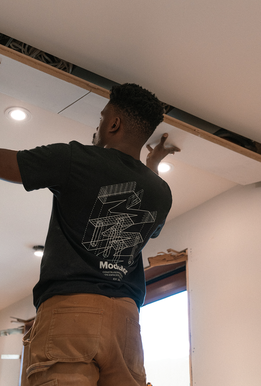 T-SHIRT ISOMÉTRIQUE NOIR