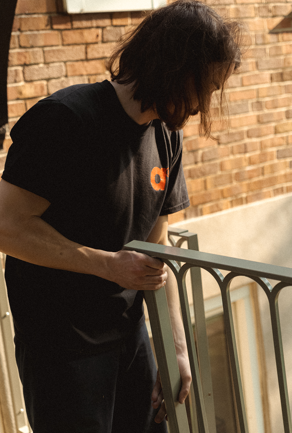 T-SHIRT NOIR SOUDÉ SÉRRÉ