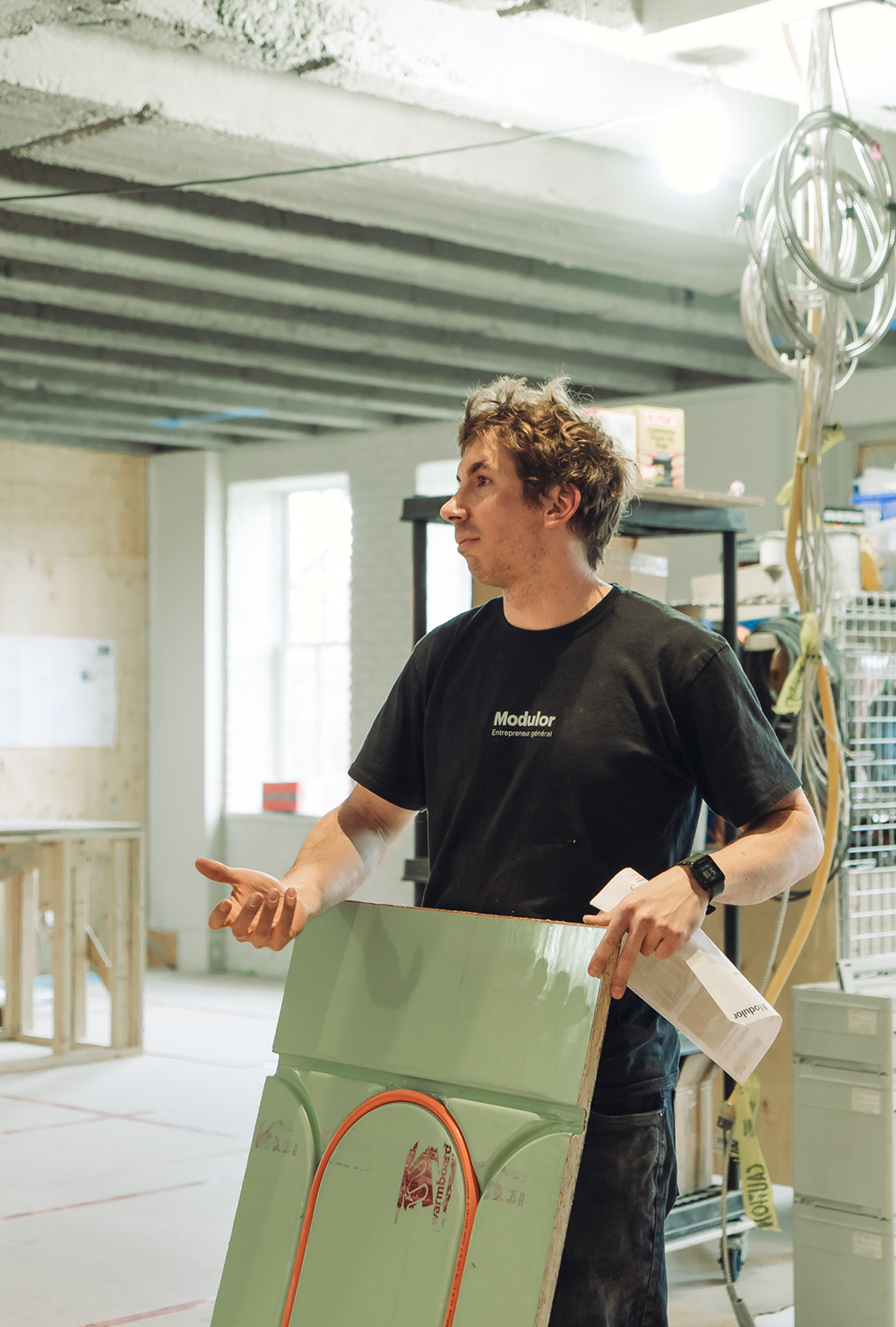 T-SHIRT ISOMÉTRIQUE NOIR